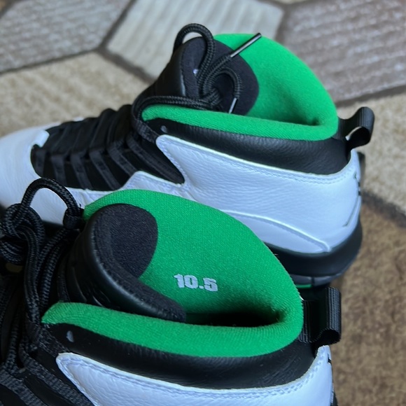 Air Jordan X “City Series” - Picture 5 of 6